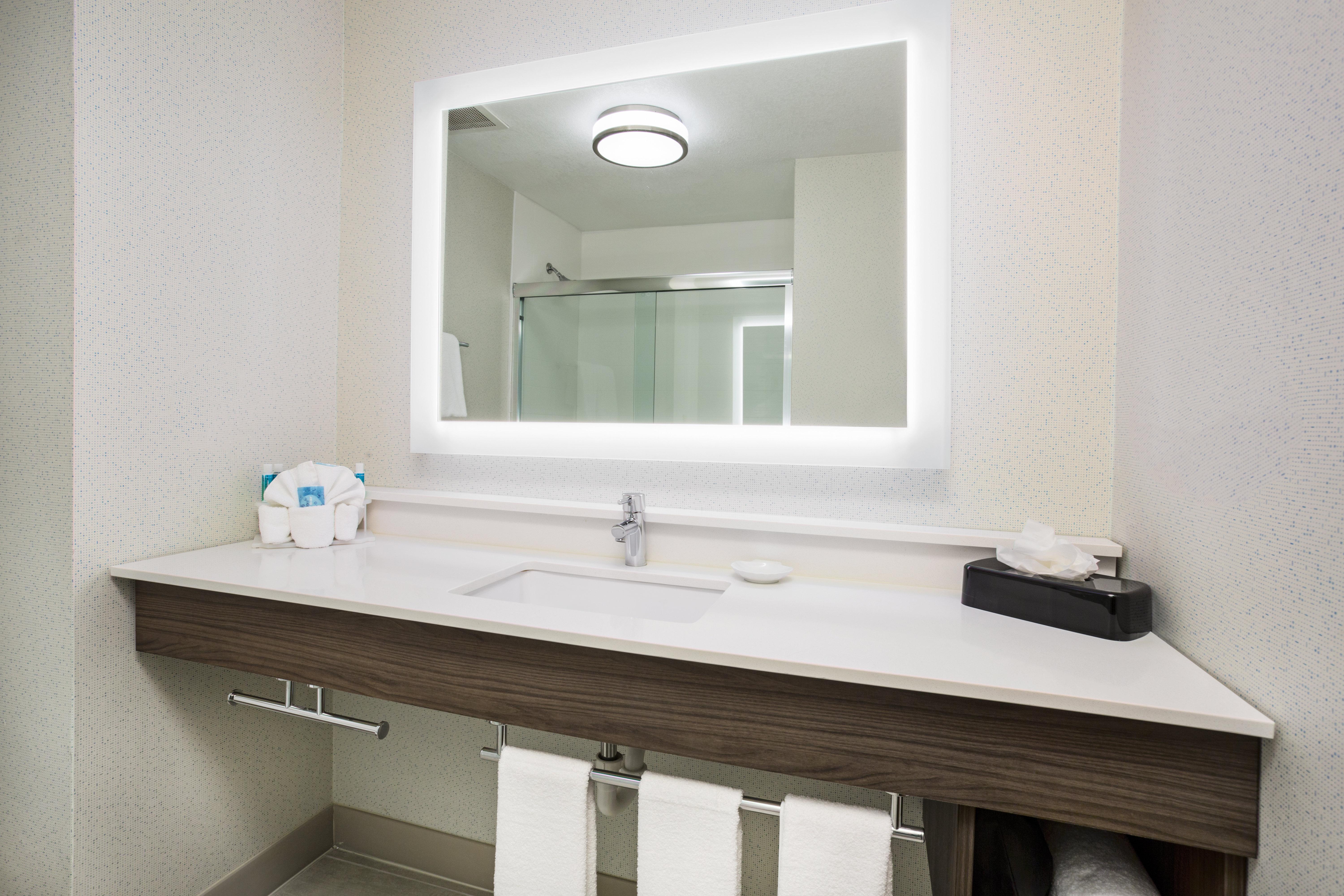 Holiday Inn Express Kansas City - At The Legends! By Ihg Bonner Springs Quarto foto