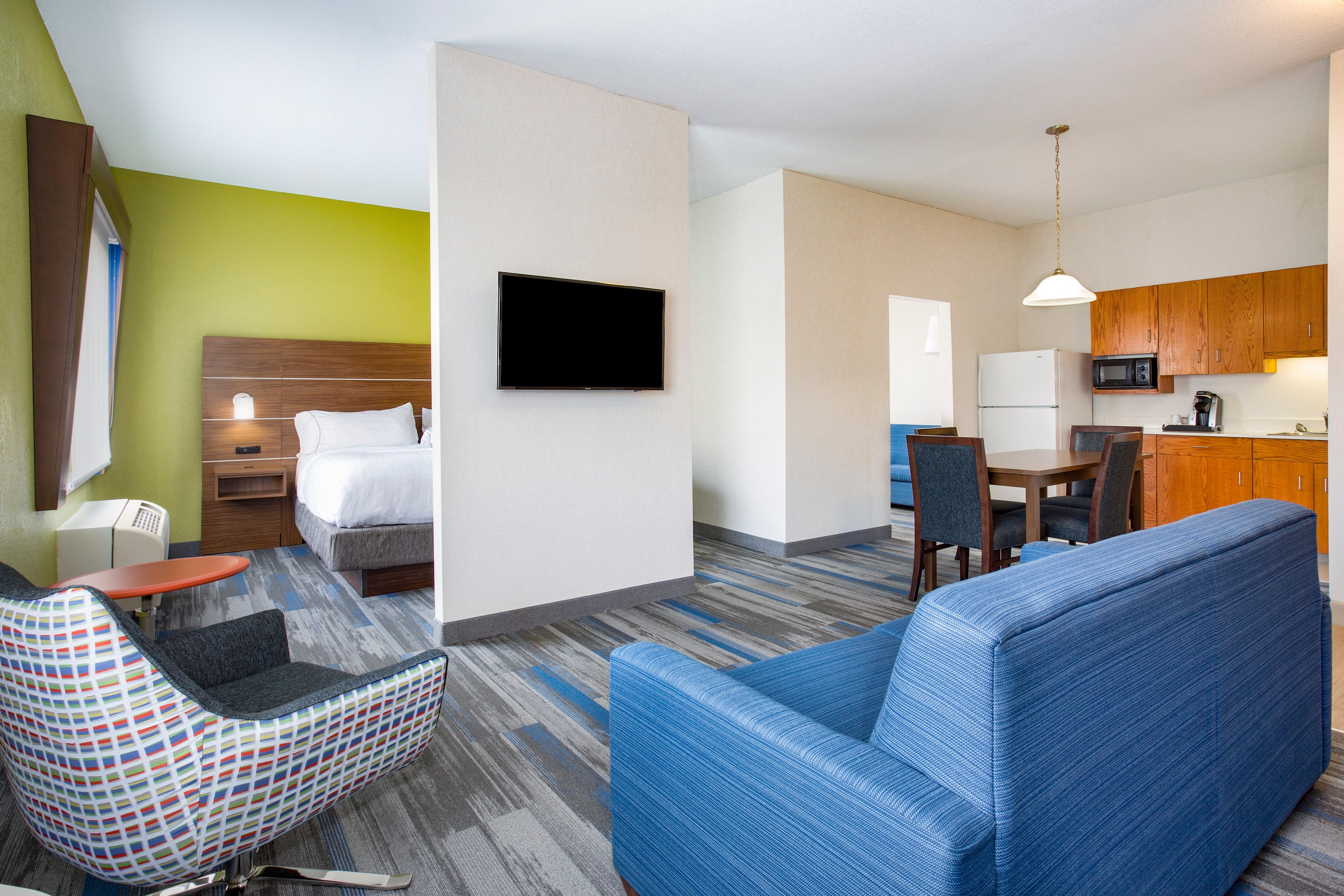 Holiday Inn Express Kansas City - At The Legends! By Ihg Bonner Springs Quarto foto